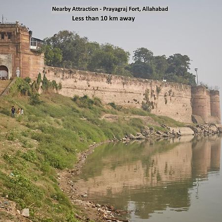 Spot On 64751 Hotel Shivani Palace Muthiganj Luaran gambar